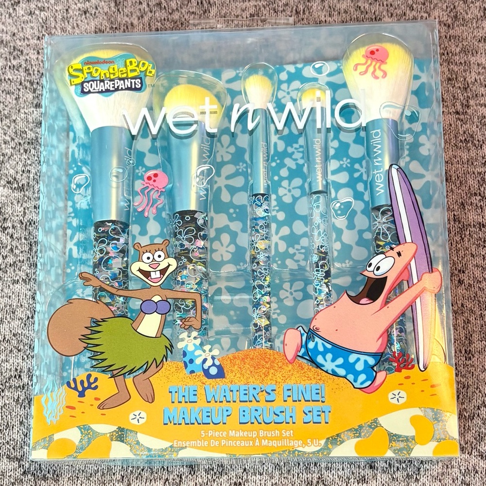 Wet n Wild SpongeBob Blue Makeup Brush Set